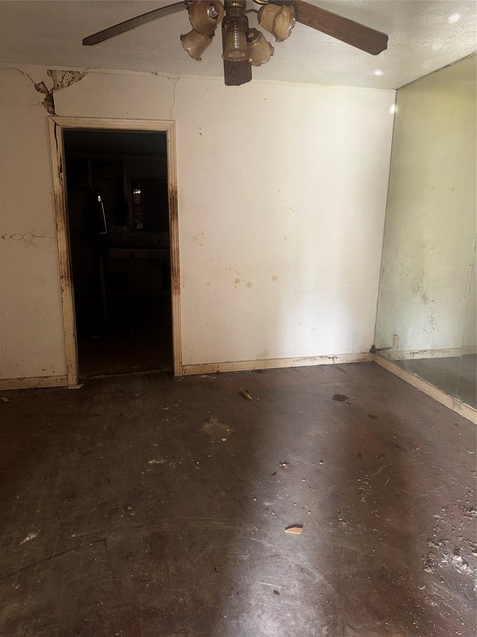 1502 Pleasantville Drive, Houston, TX 77029 1502 Pleasantville Drive, Houston, TX 77029