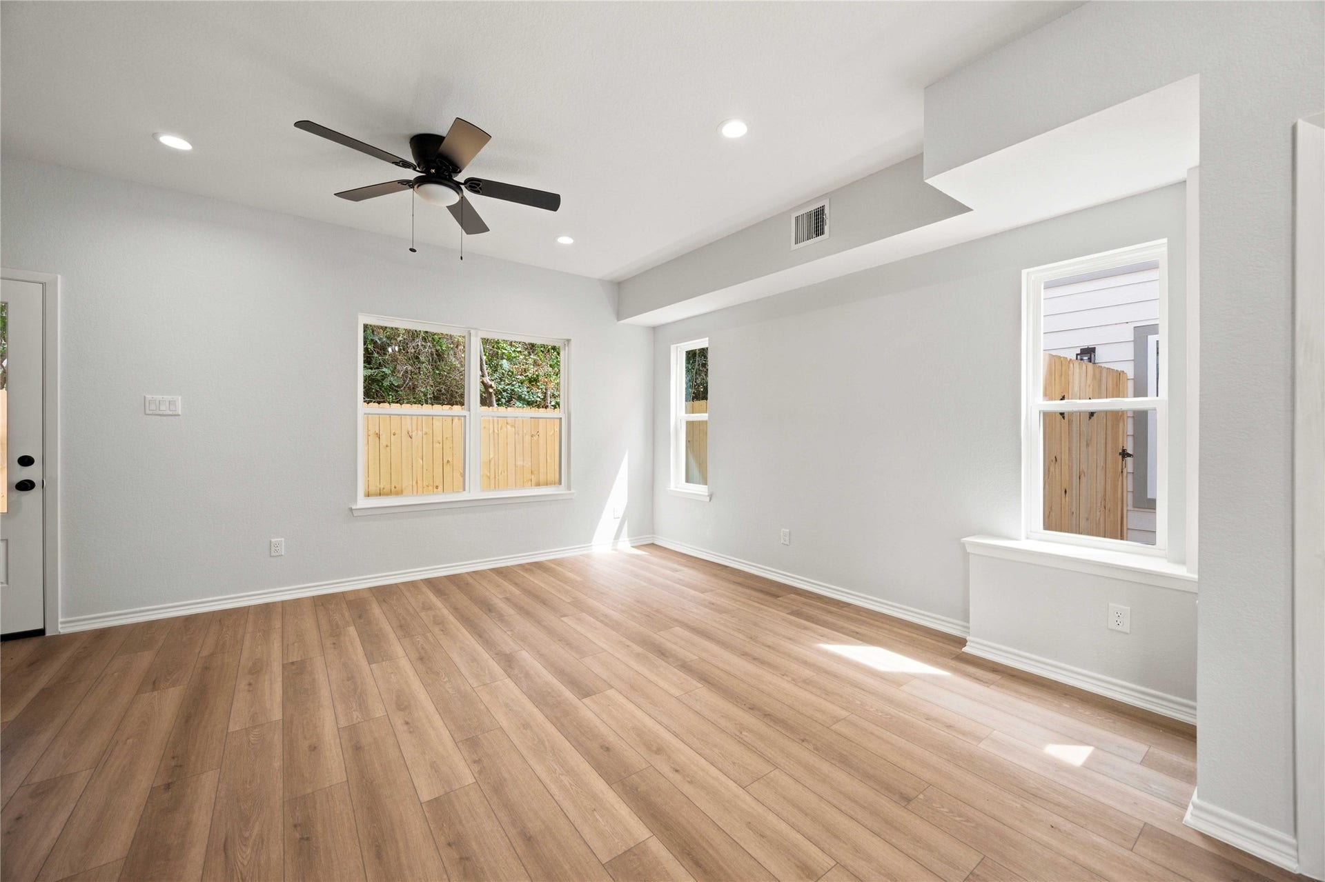 2024 Hampton Street, #A, Houston, TX 77088 2024 Hampton Street, #A, Houston, TX 77088