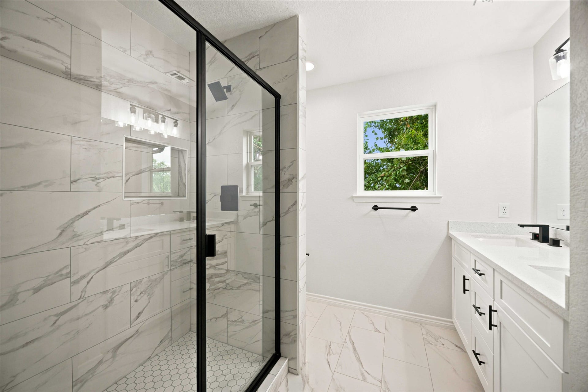 2024 Hampton Street, #A, Houston, TX 77088 2024 Hampton Street, #A, Houston, TX 77088
