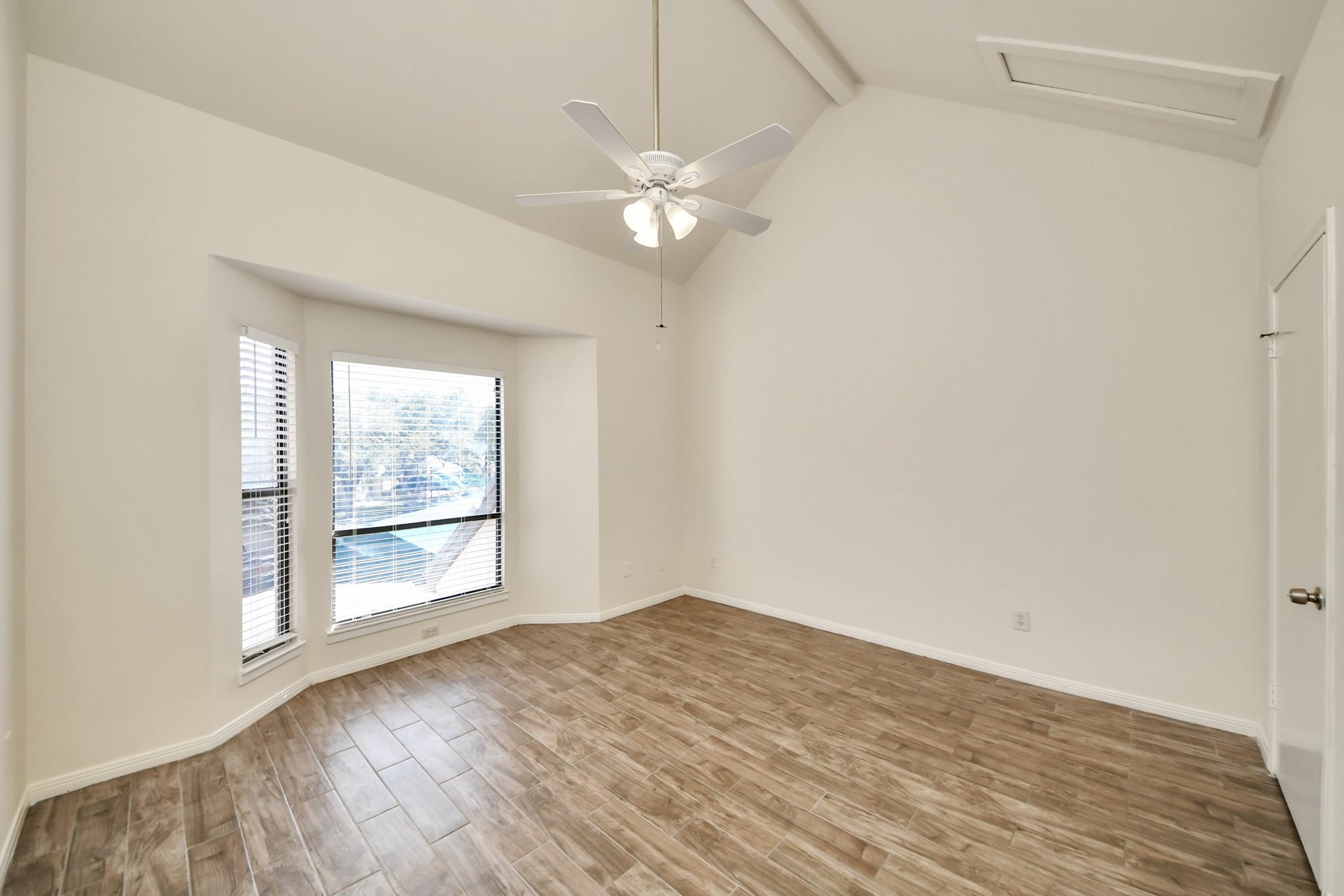 4144 Greystone Way, #609, Sugar Land, TX 77479 4144 Greystone Way, #609, Sugar Land, TX 77479