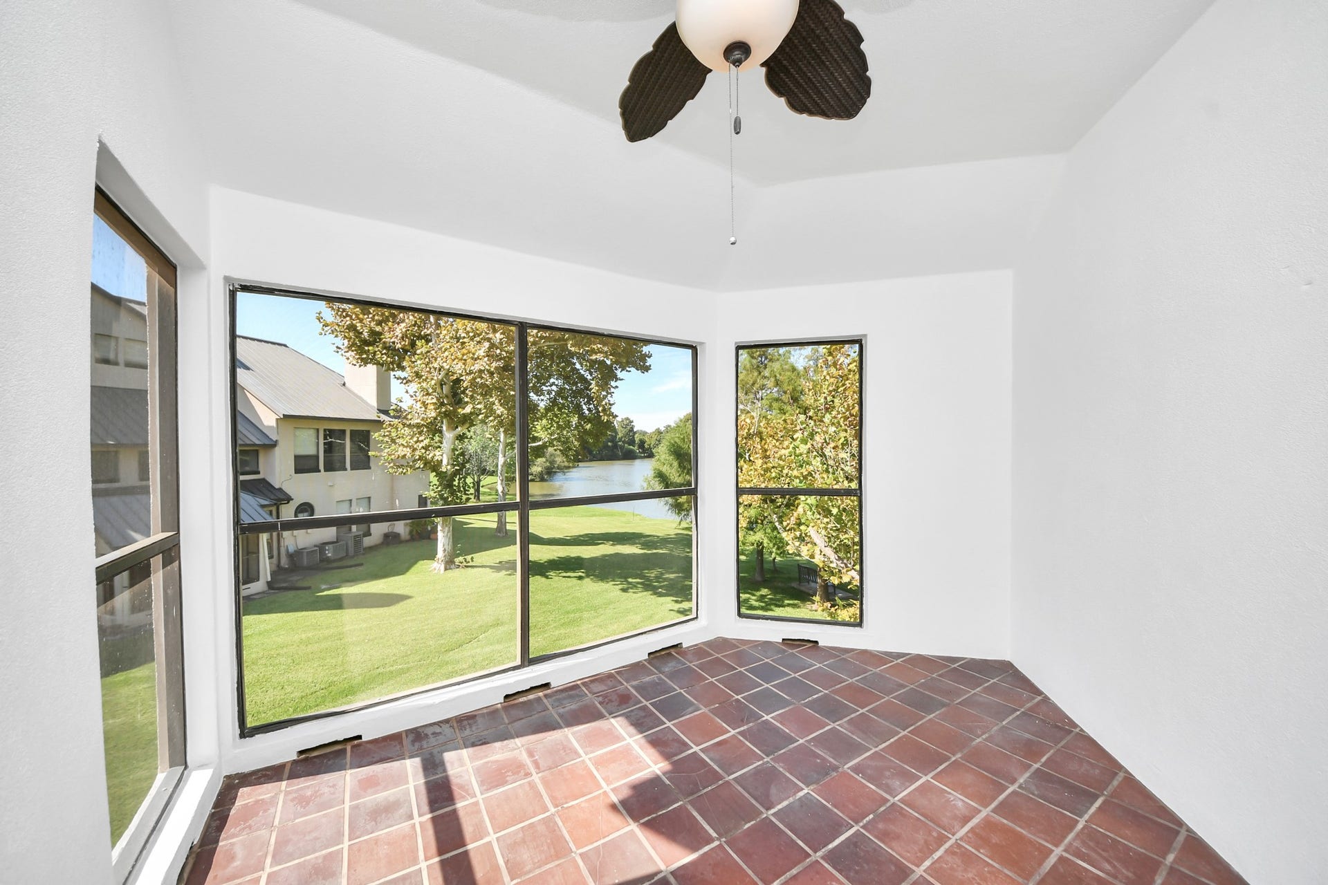 4144 Greystone Way, #609, Sugar Land, TX 77479 4144 Greystone Way, #609, Sugar Land, TX 77479