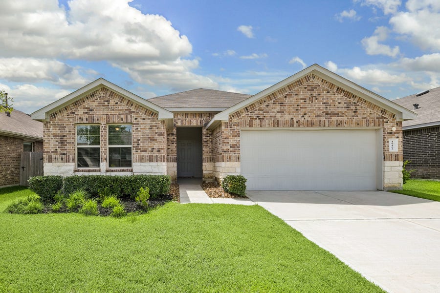 Property photo for 40463 Garden Heights Lane, Magnolia, TX