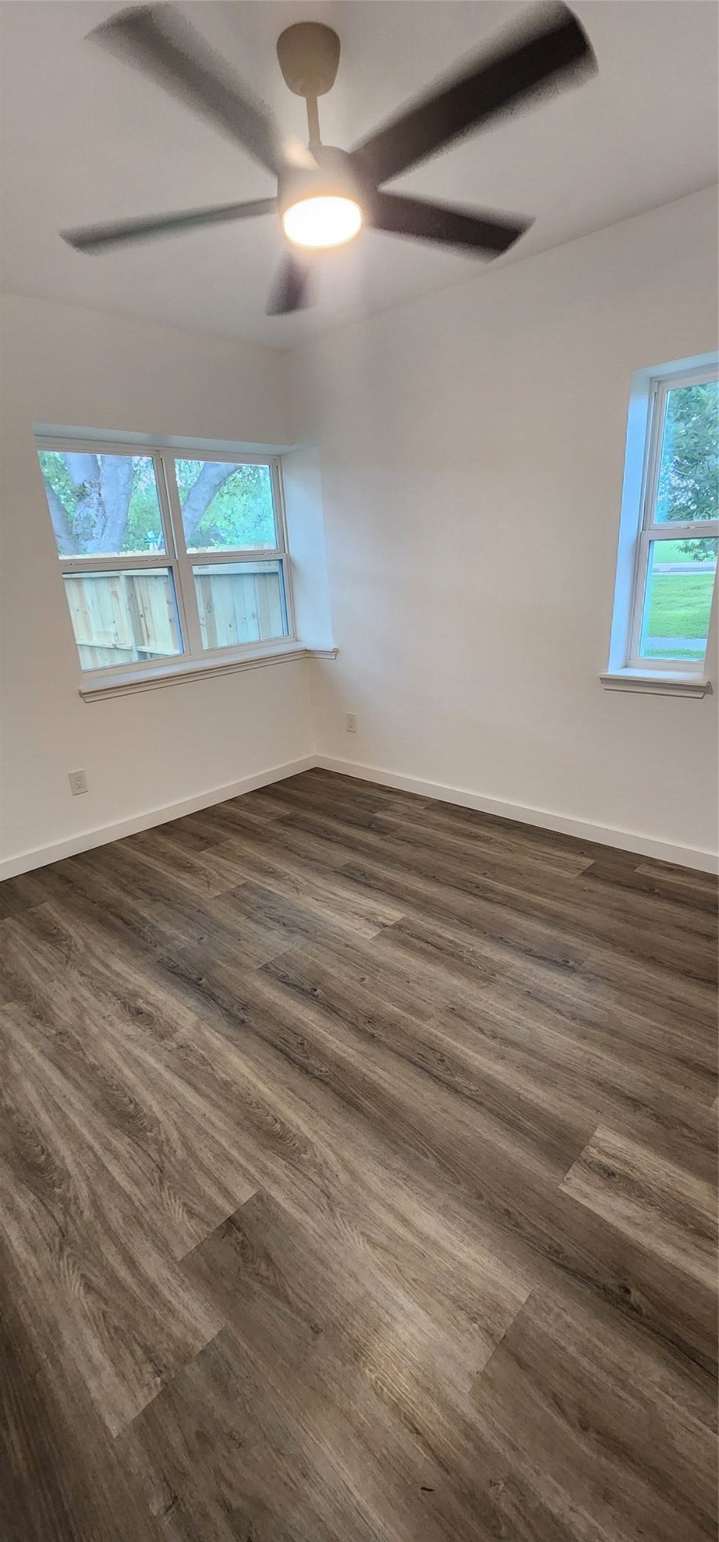 1001 S Iowa Street, #1003, La Porte, TX 77571 1001 S Iowa Street, #1003, La Porte, TX 77571