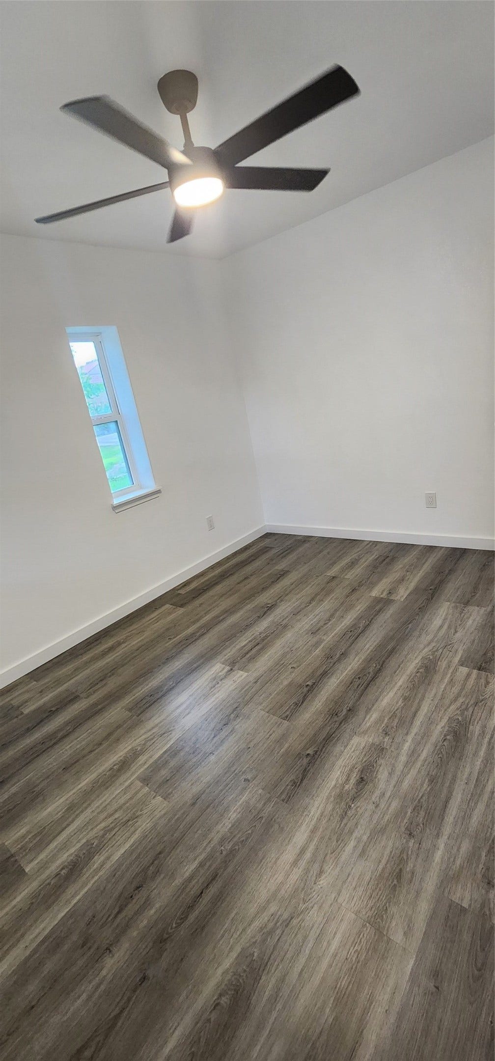 1001 S Iowa Street, #1003, La Porte, TX 77571 1001 S Iowa Street, #1003, La Porte, TX 77571