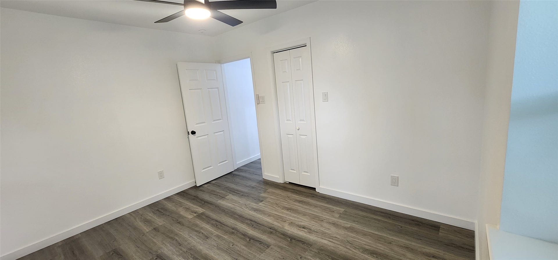 1001 S Iowa Street, #1003, La Porte, TX 77571 1001 S Iowa Street, #1003, La Porte, TX 77571