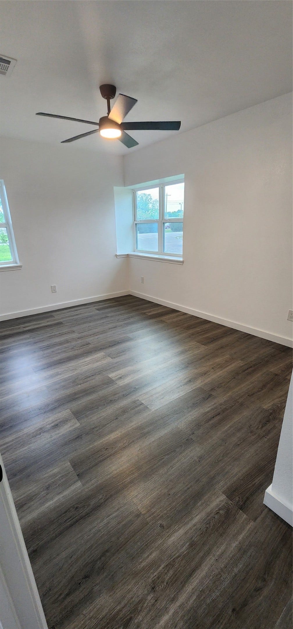 1001 S Iowa Street, #1003, La Porte, TX 77571 1001 S Iowa Street, #1003, La Porte, TX 77571