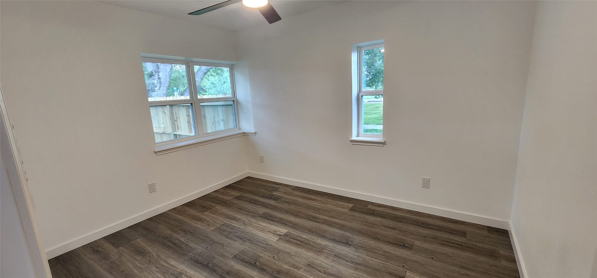 1001 S Iowa Street, #1003, La Porte, TX 77571 1001 S Iowa Street, #1003, La Porte, TX 77571