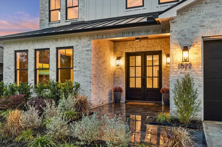 Property photo for 1522 Thornton Road, Houston, TX