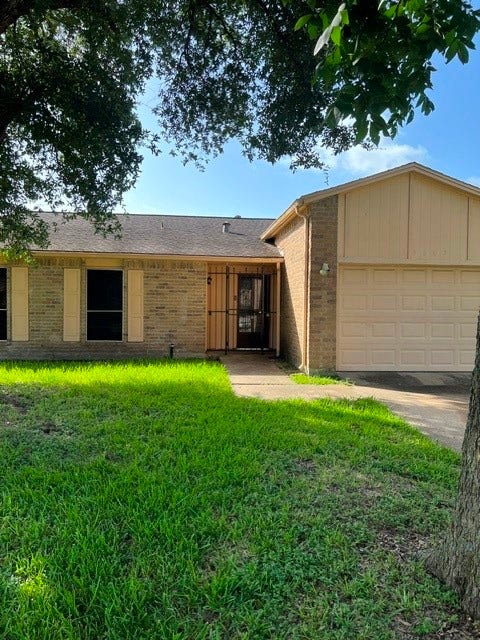 Property photo for 15607 Summer Briar Court, Missouri City, TX