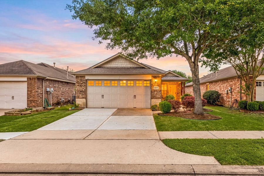 Property photo for 1031 Oleander Way, Richmond, TX
