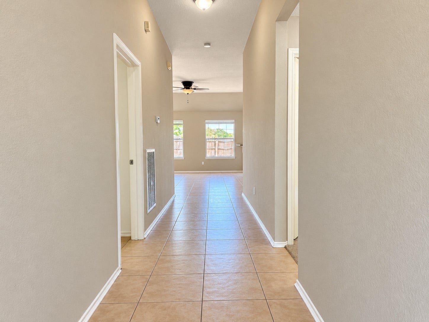 5007 Chase Mountain Drive, Bacliff, TX 77518 Grand entry into the home.