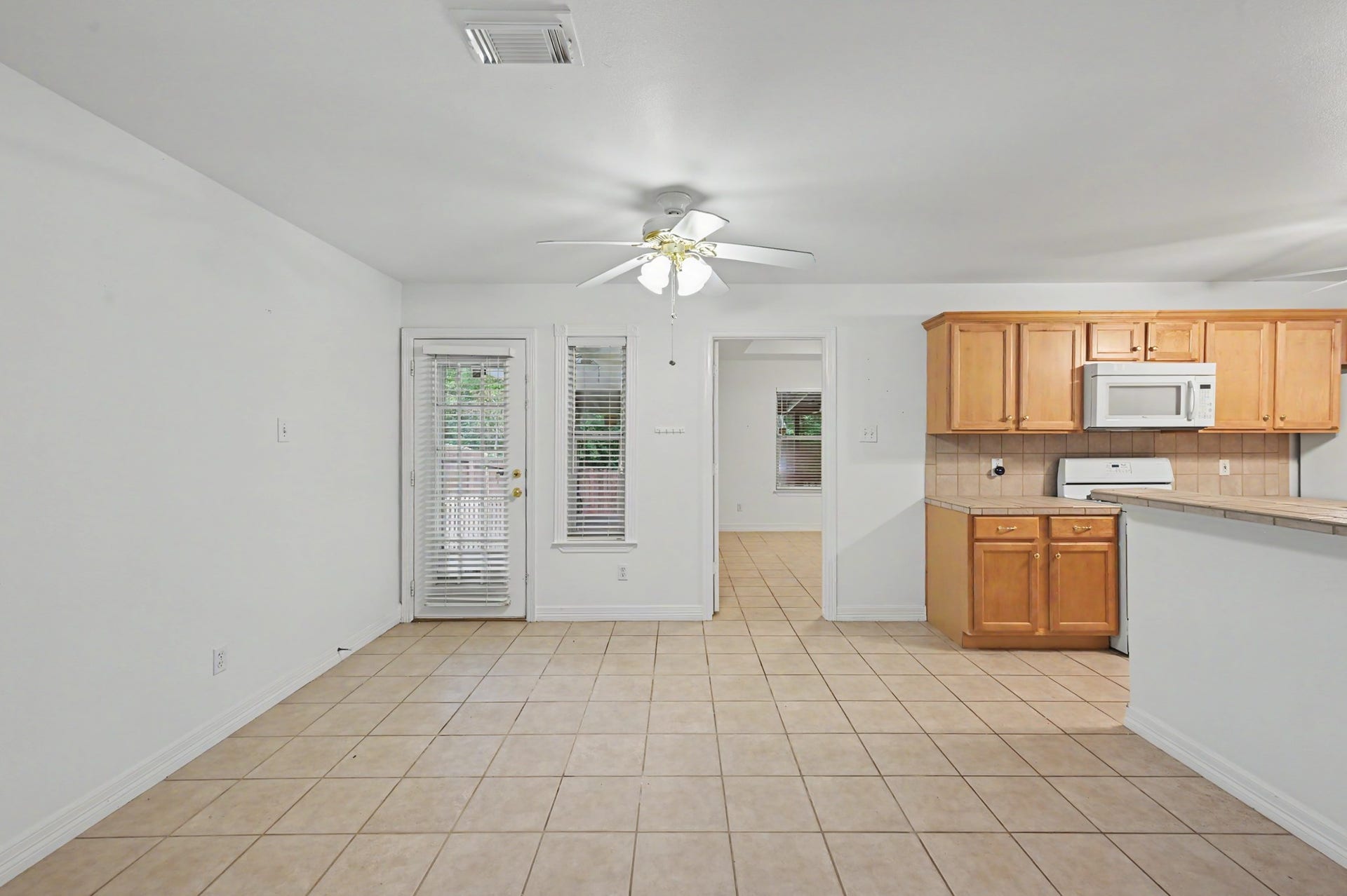 4922 Pleasure Lake Lane, Willis, TX 77318 4922 Pleasure Lake Lane, Willis, TX 77318
