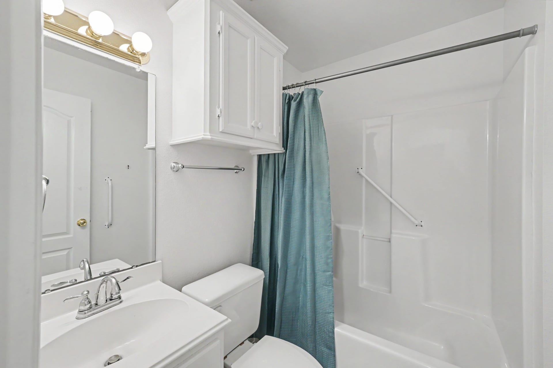 4922 Pleasure Lake Lane, Willis, TX 77318 4922 Pleasure Lake Lane, Willis, TX 77318