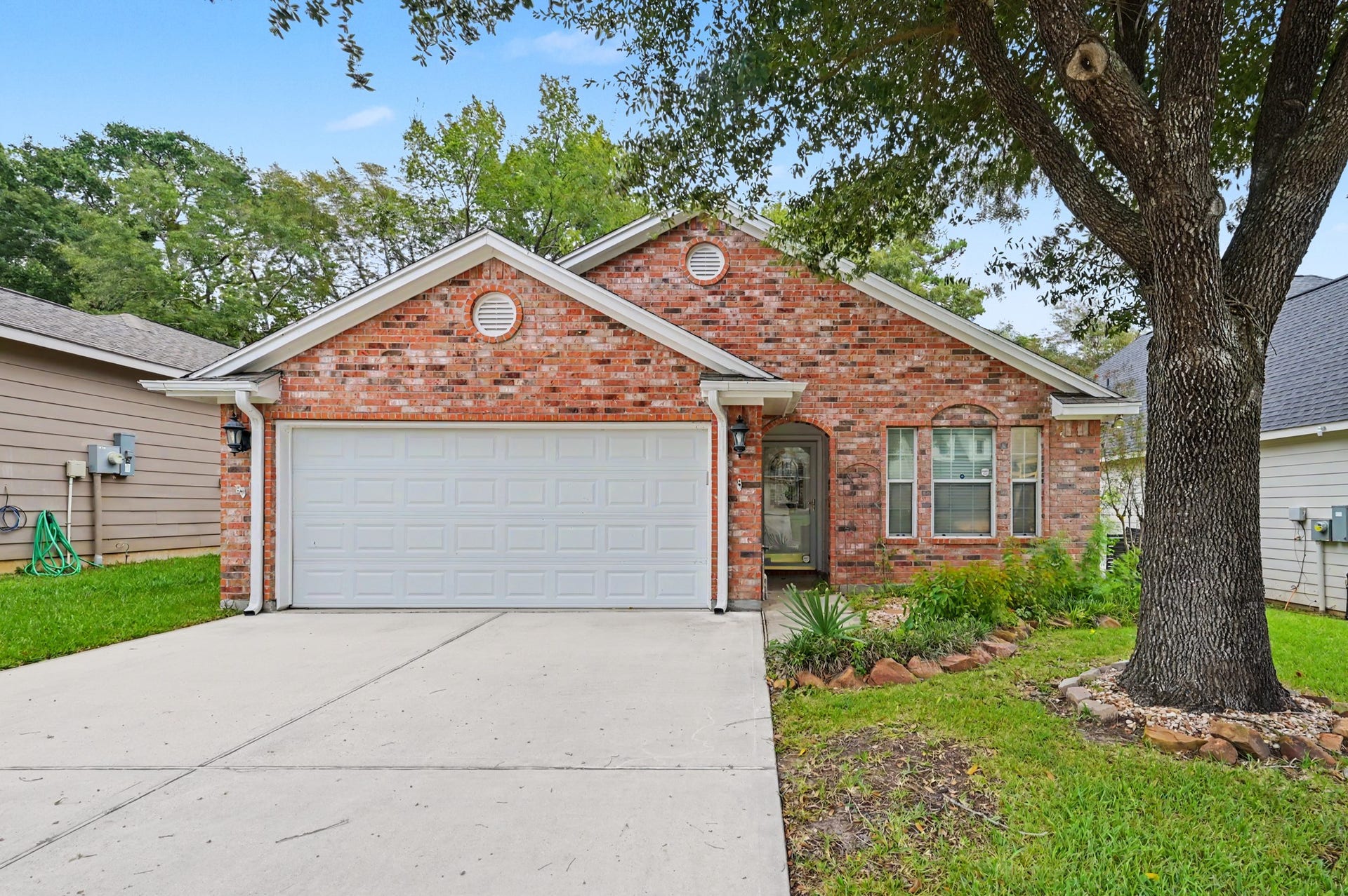 4922 Pleasure Lake Lane, Willis, TX 77318 4922 Pleasure Lake Lane, Willis, TX 77318