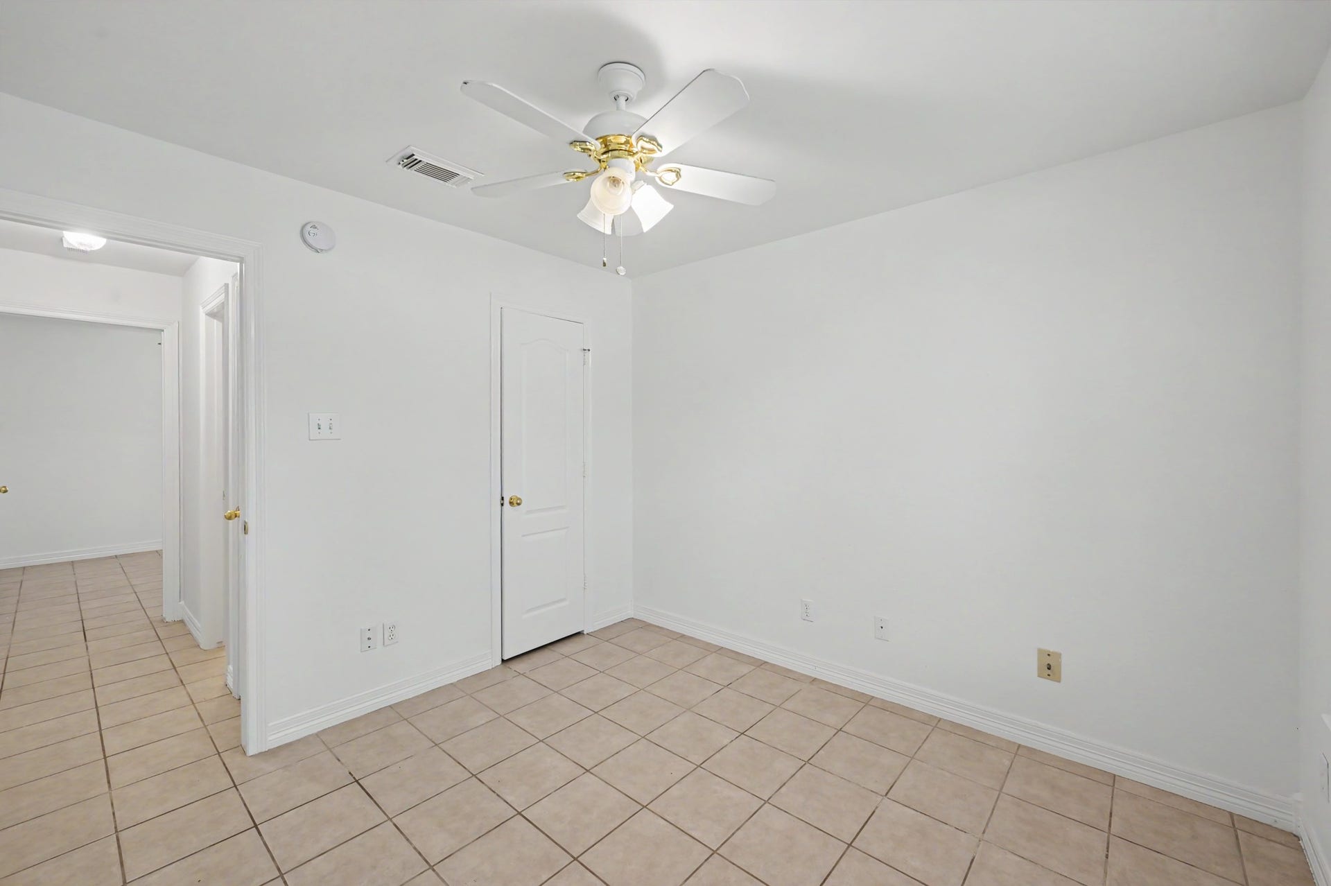 4922 Pleasure Lake Lane, Willis, TX 77318 4922 Pleasure Lake Lane, Willis, TX 77318