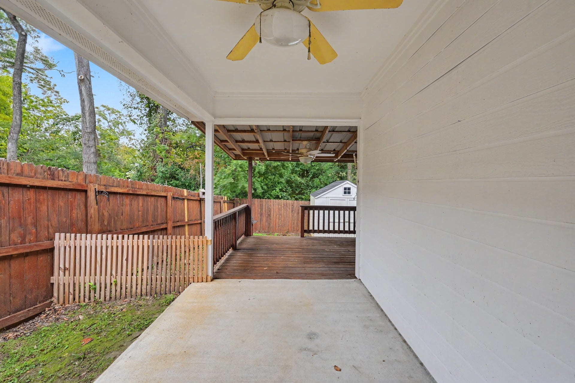 4922 Pleasure Lake Lane, Willis, TX 77318 4922 Pleasure Lake Lane, Willis, TX 77318
