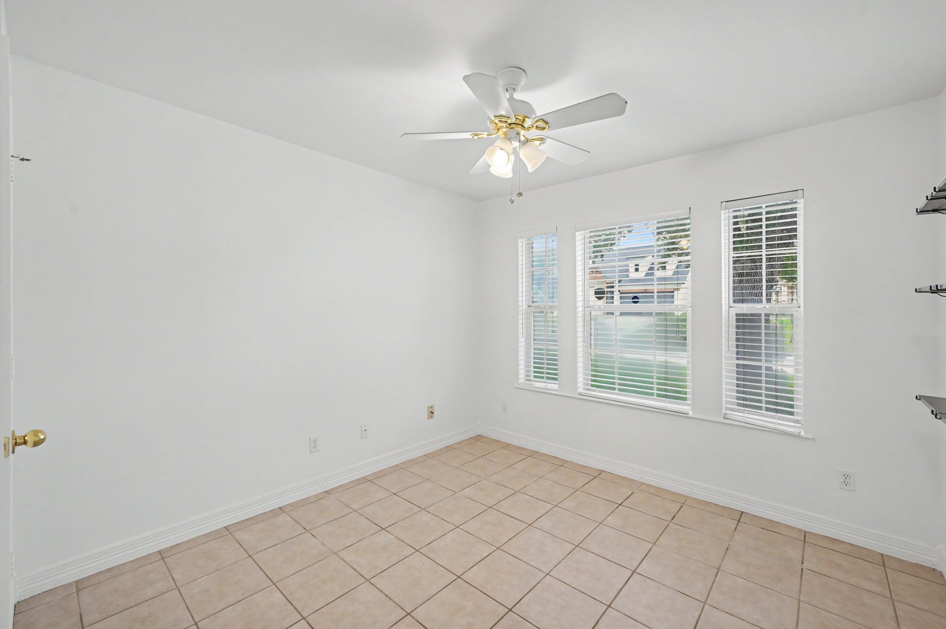 4922 Pleasure Lake Lane, Willis, TX 77318 4922 Pleasure Lake Lane, Willis, TX 77318