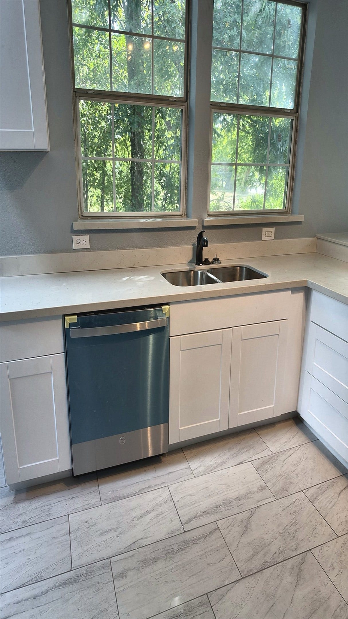 5306 Pickfair Street, Houston, TX 77026 5306 Pickfair Street, Houston, TX 77026