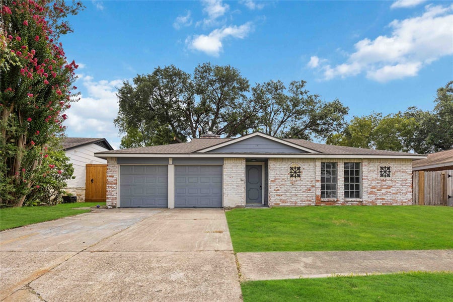 Property photo for 9710 Willow Wood Lane, Houston, TX