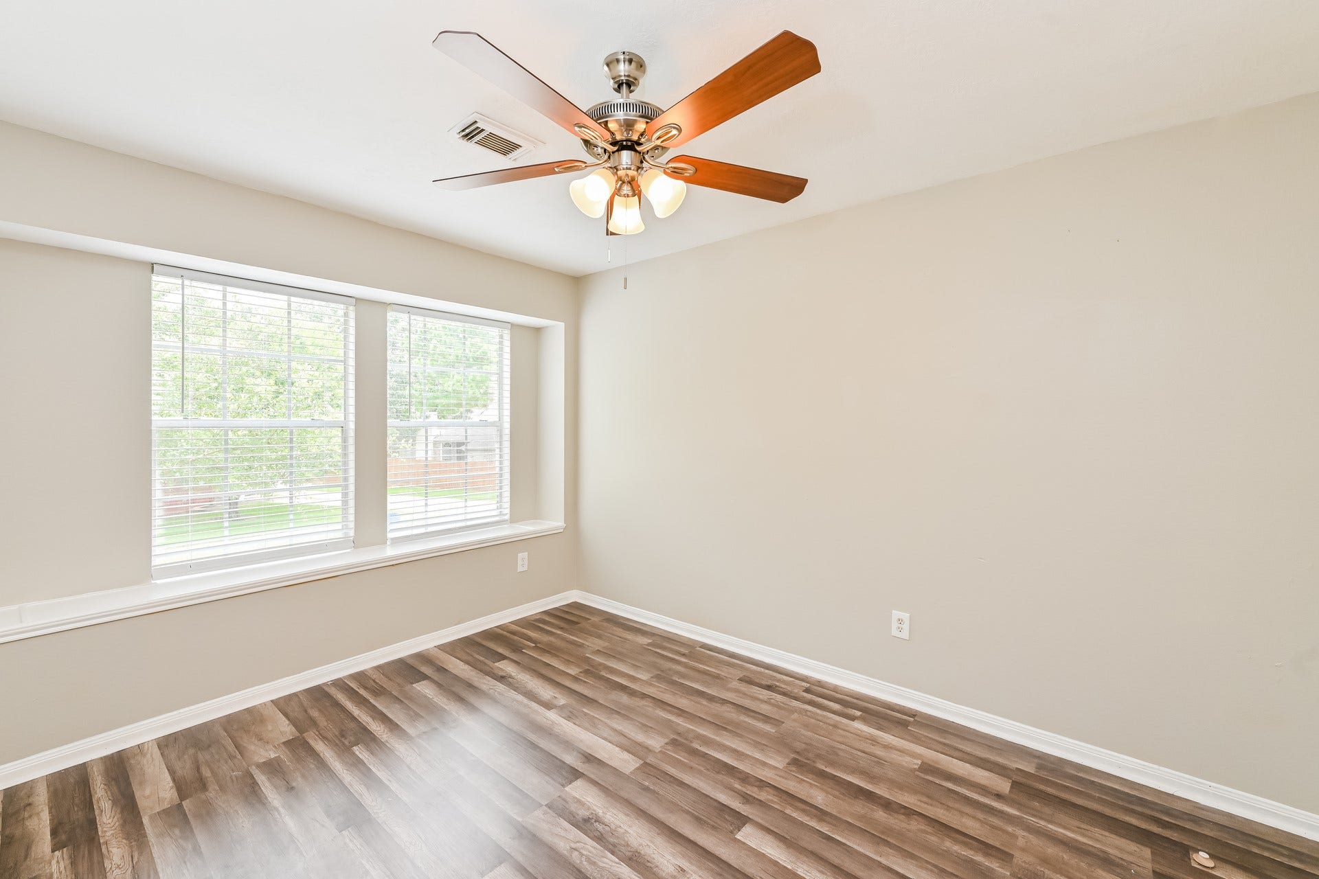 2614 Spring Bend Drive, Spring, TX 77386