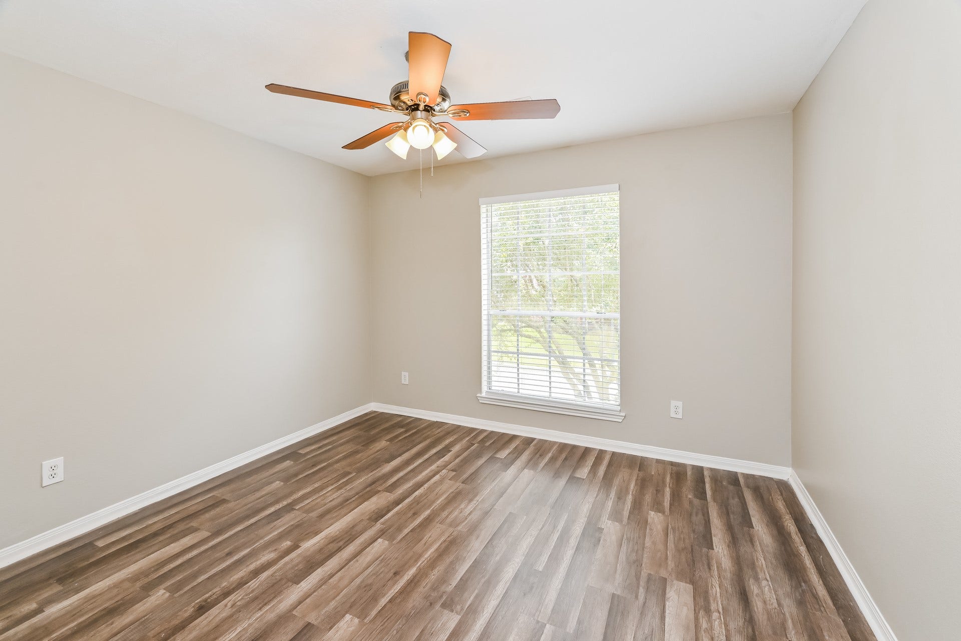 2614 Spring Bend Drive, Spring, TX 77386