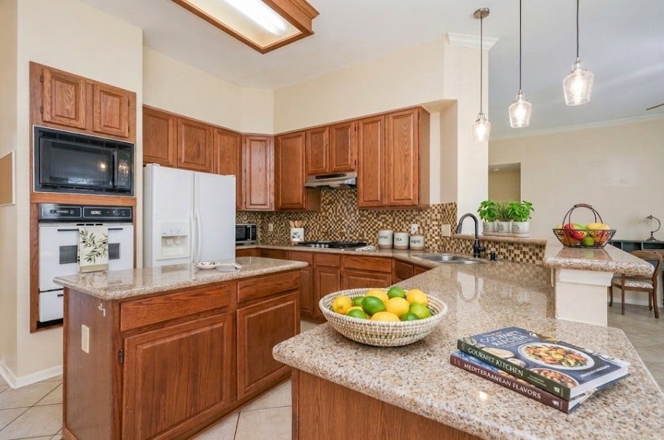 4230 Torrey Creek Lane, Houston, TX 77014 4230 Torrey Creek Lane, Houston, TX 77014
