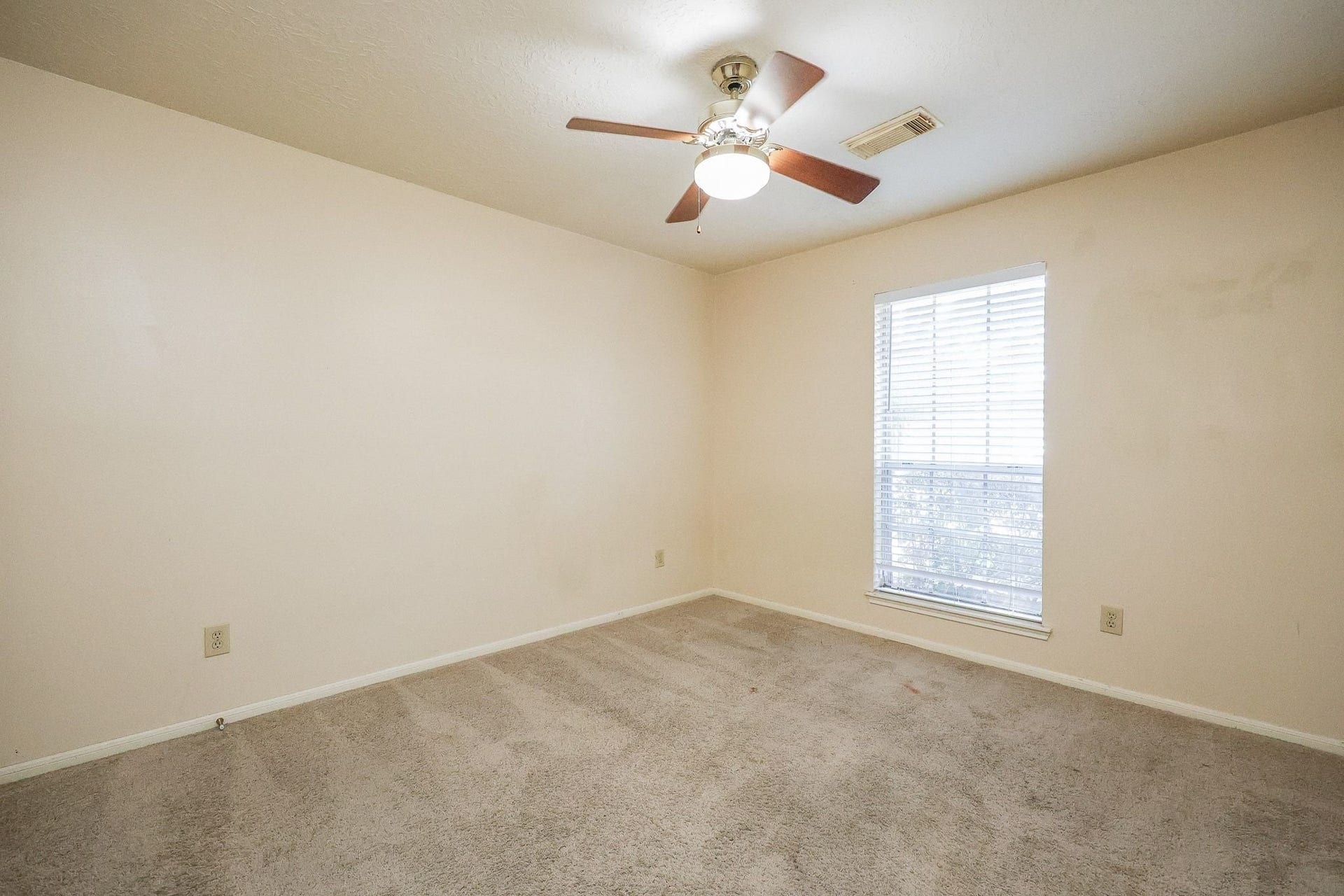 4230 Torrey Creek Lane, Houston, TX 77014 Bedroom 2