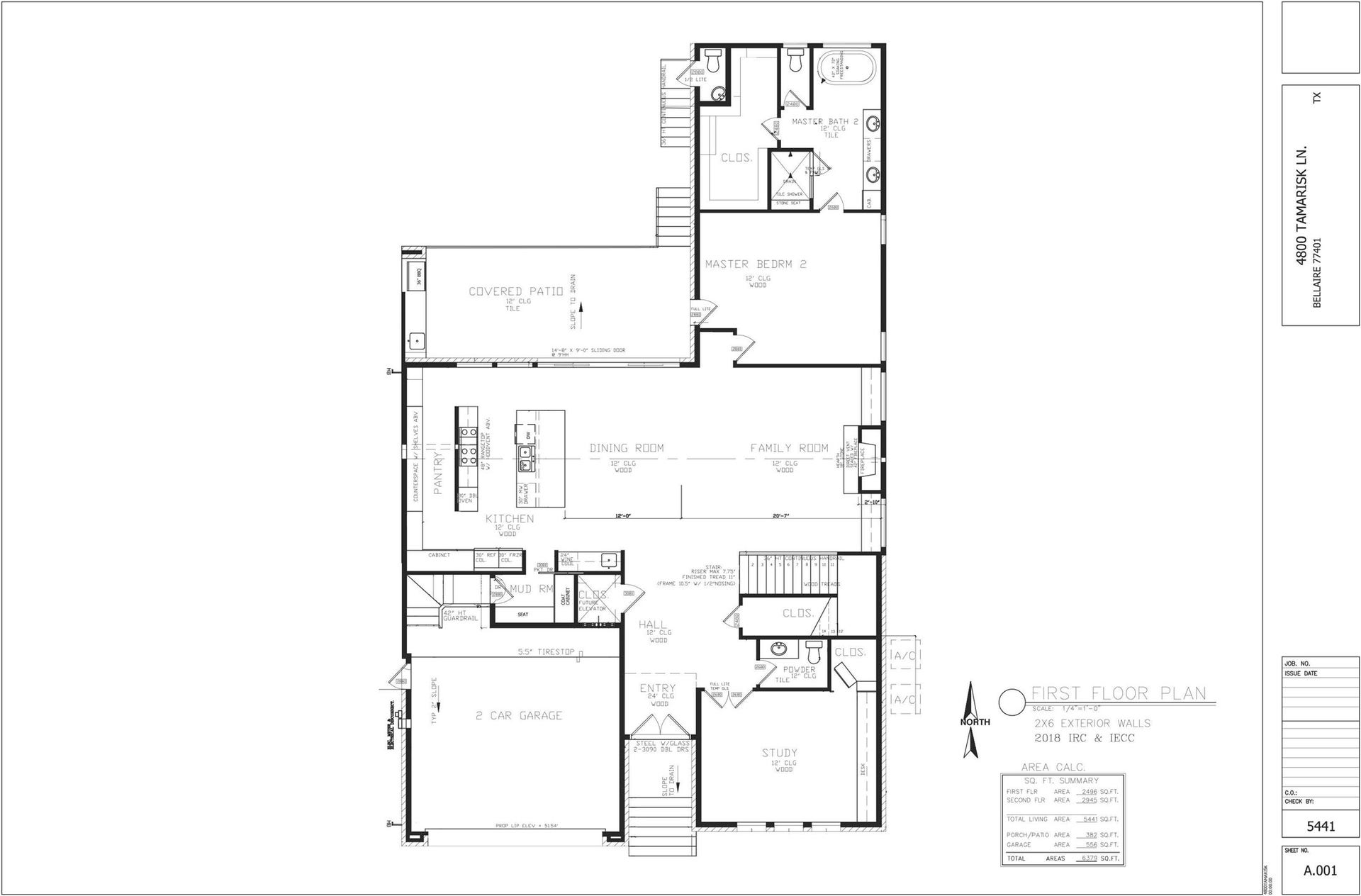 4800 Tamarisk Street, Bellaire, TX 77401 Spacious first-floor layout featuring an open-concept kitchen, dining, and family room that leads to a covered patio. Includes a master bedroom with an en-suite bath, a study, and a convenient mudroom near the two-car garage.
