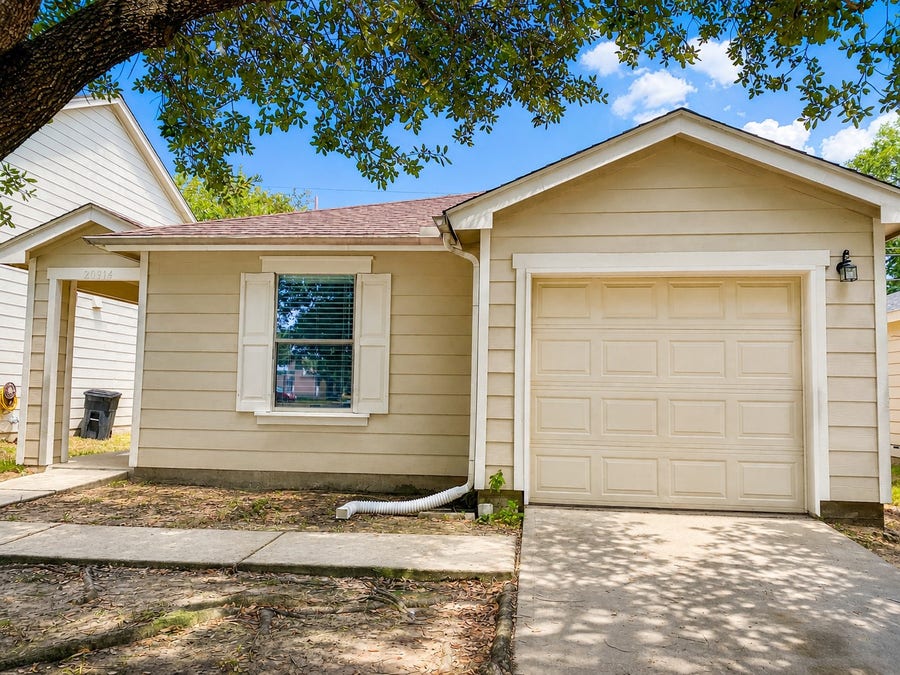 Property photo for 20914 Brannon Hill Lane, Humble, TX