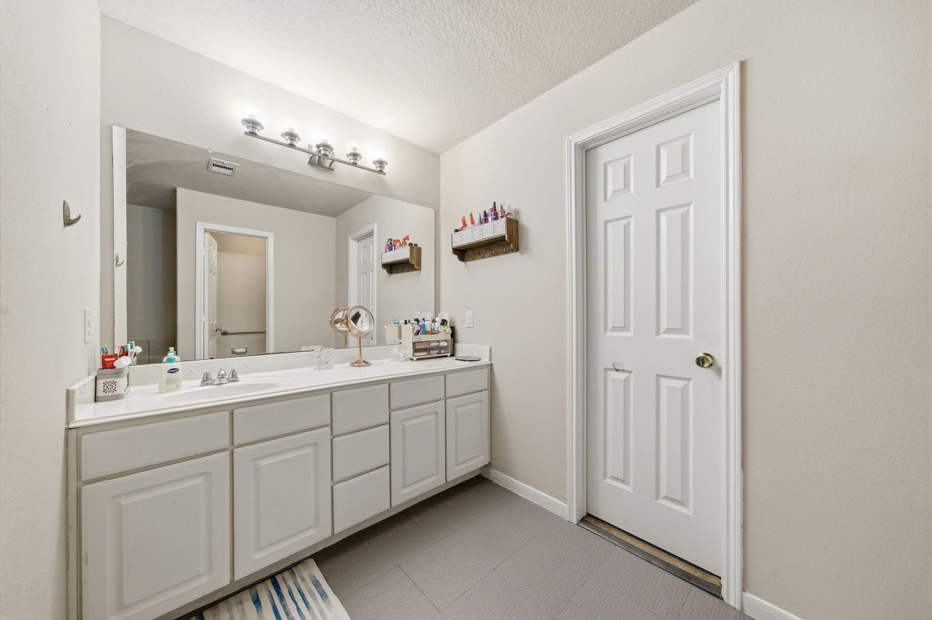 5019 Ivy Fair Way, Katy, TX 77449 Primary Bath