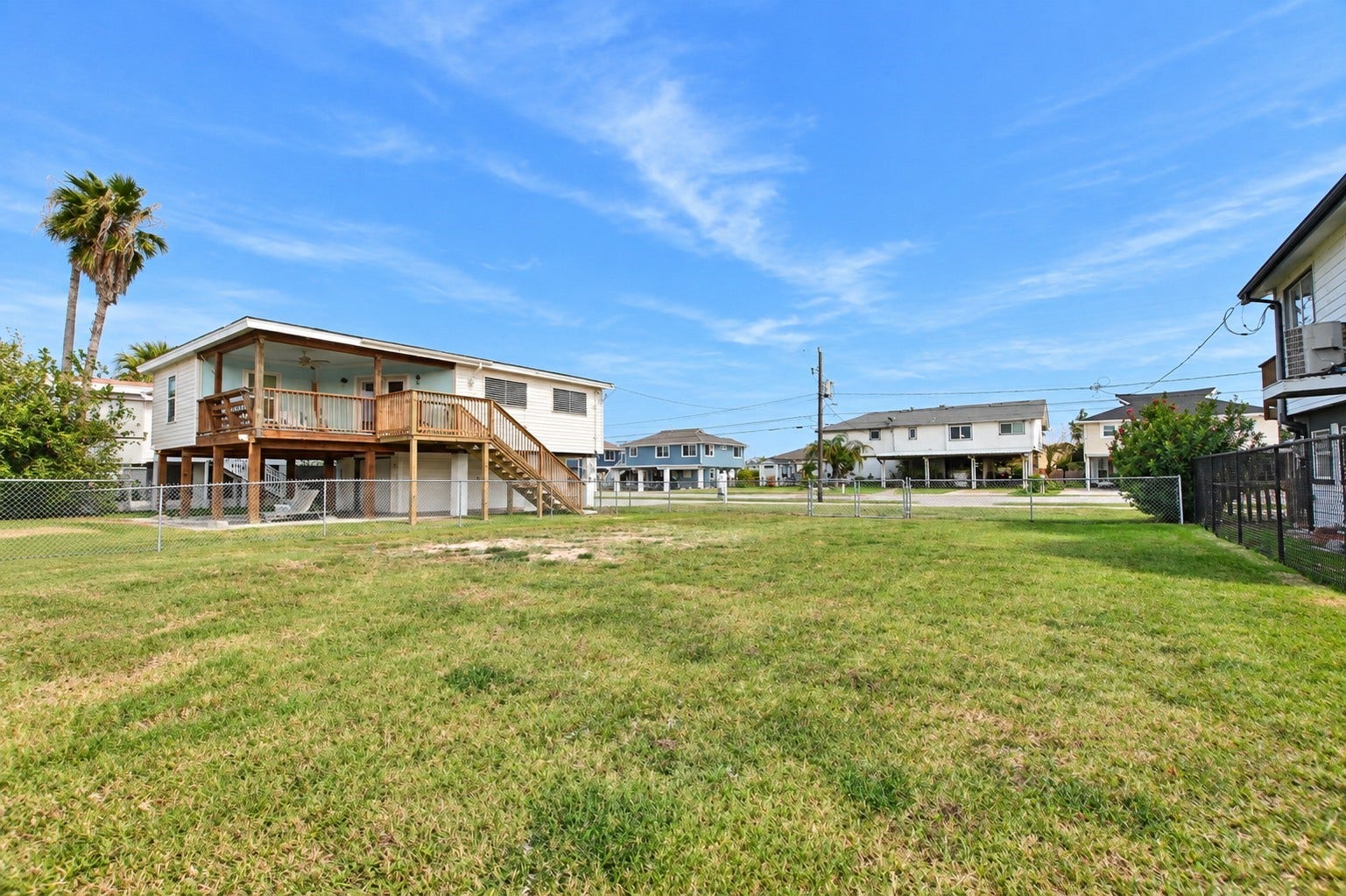 191 Barracuda, Bayou Vista, TX 77563 191 Barracuda, Bayou Vista, TX 77563