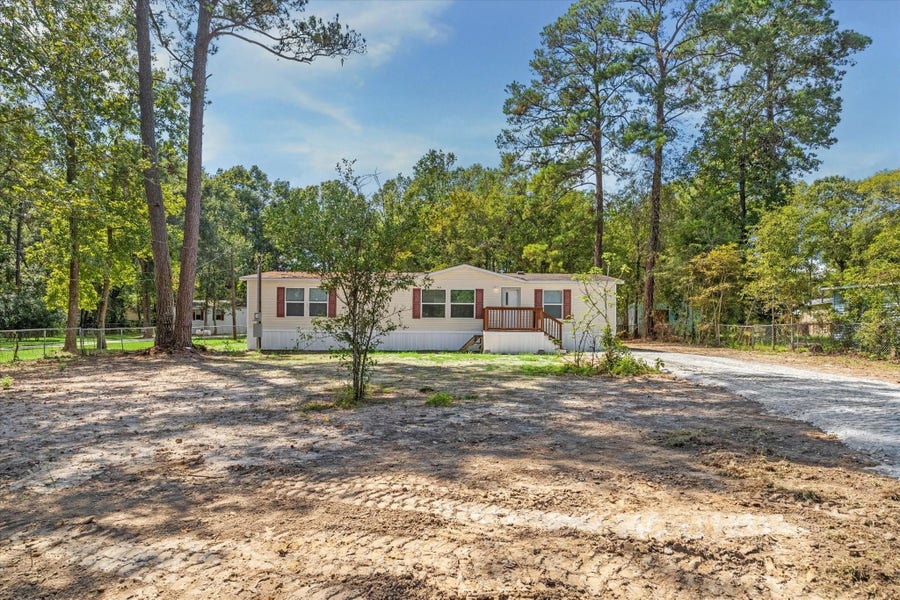 Property photo for 21144 Live Oak, New Caney, TX