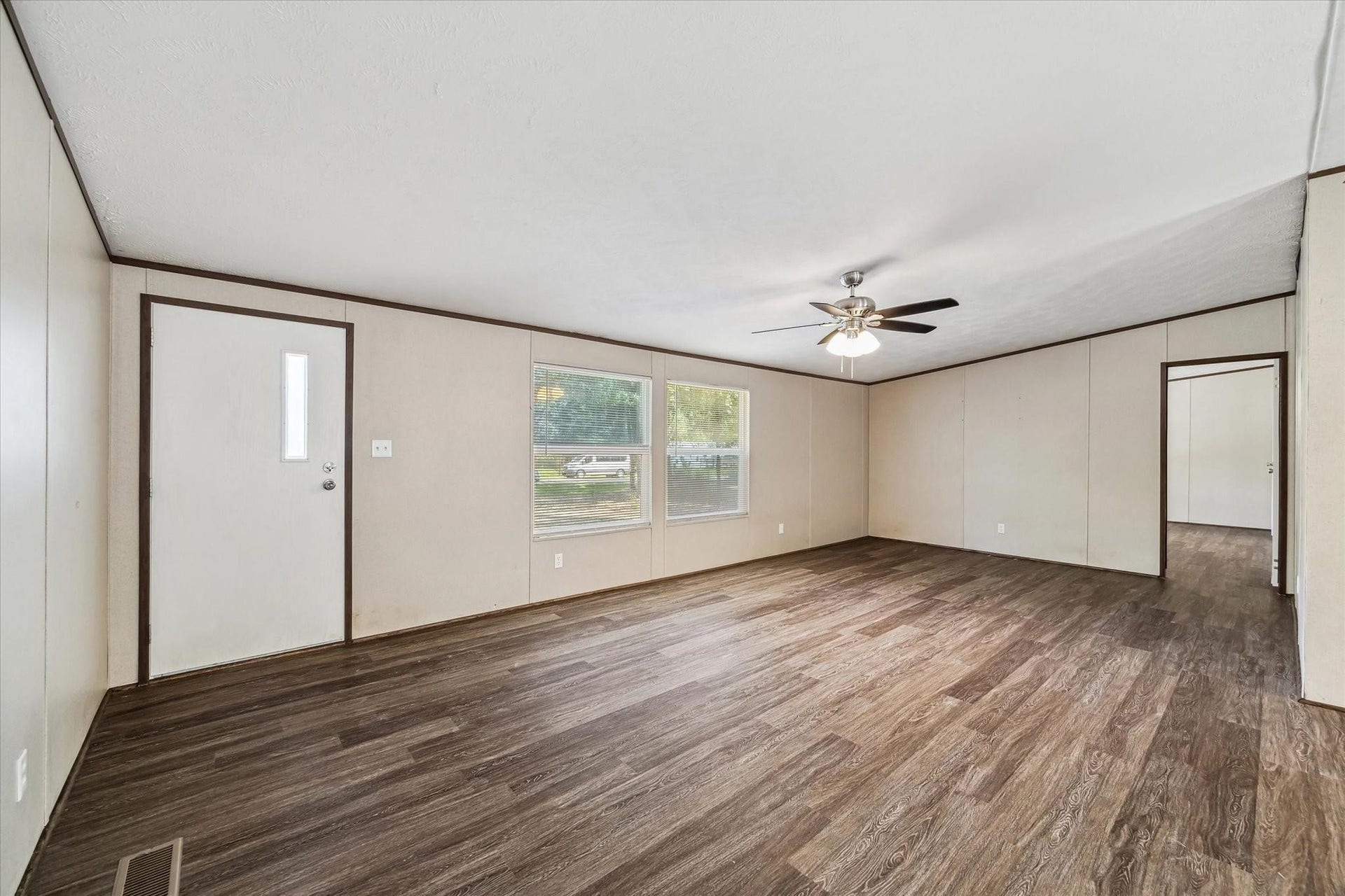 21144 Live Oak, New Caney, TX 77357