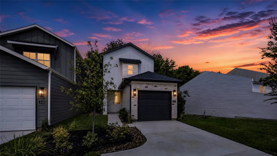 Property photo for 115 Capetown, Montgomery, TX