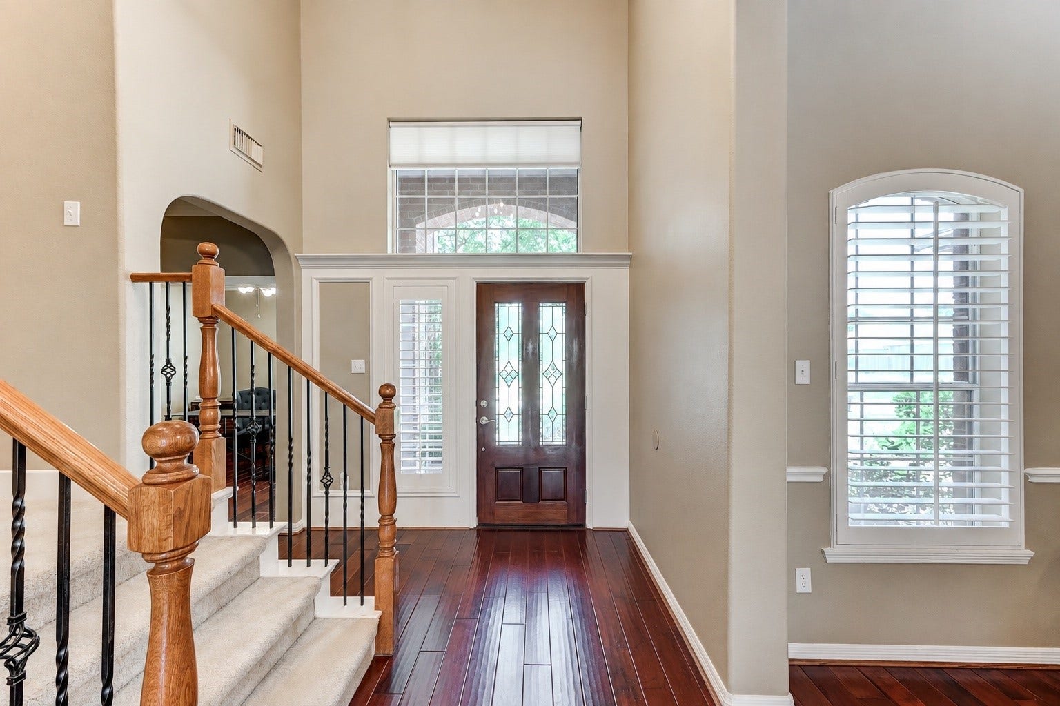 20722 Windrose Bend Drive, Spring, TX 77379 Open staircase leads to an expansive second level