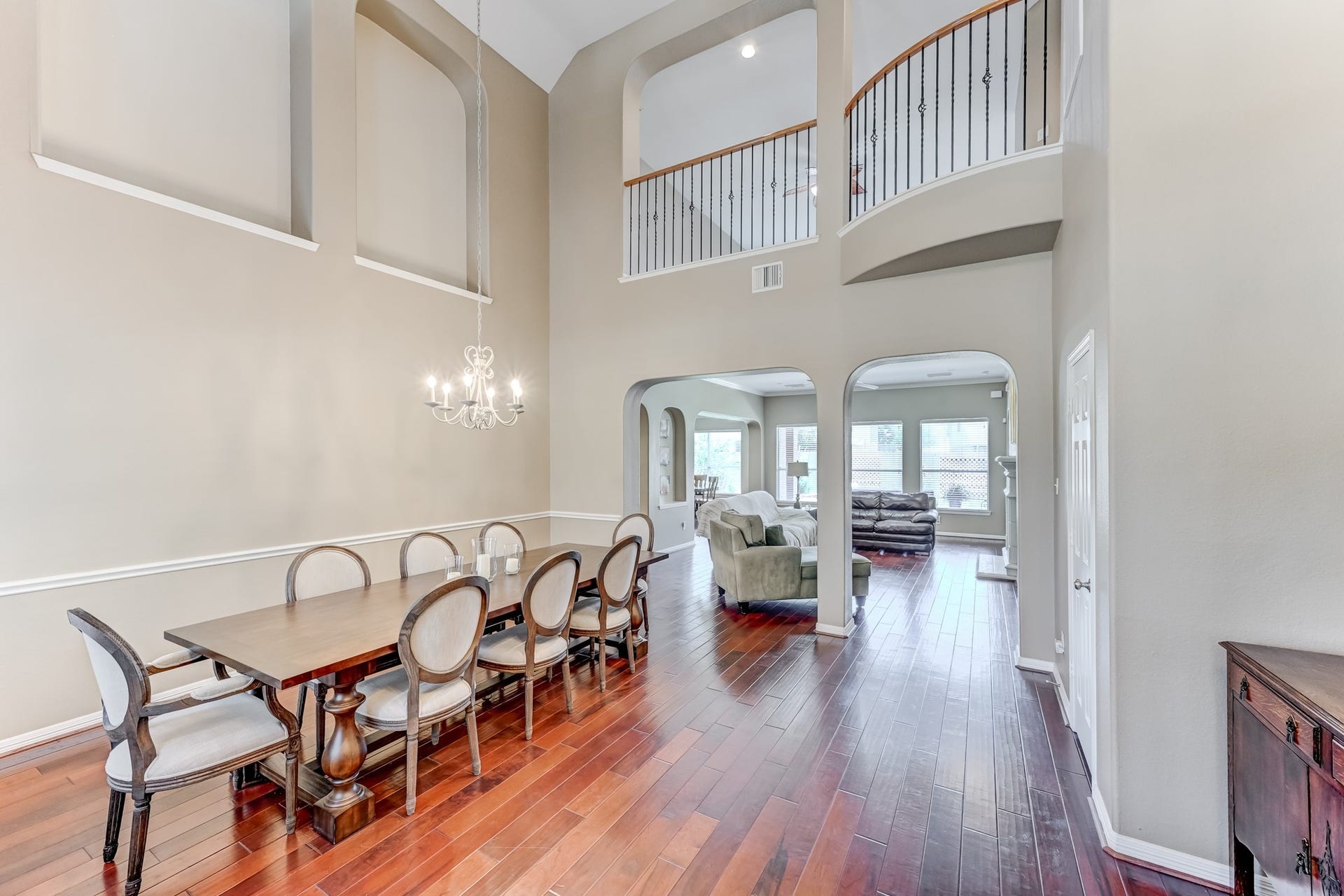 20722 Windrose Bend Drive, Spring, TX 77379 Two-story foyer with architectural details & open catwalk