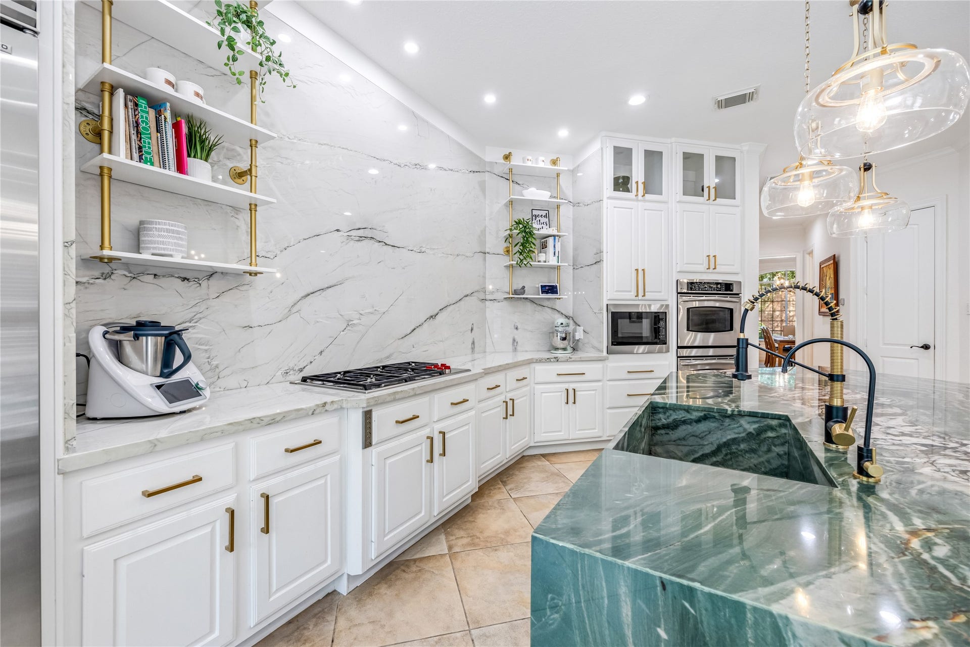 59 Nocturne Woods Place, The Woodlands, TX 77382 59 Nocturne Woods Place, The Woodlands, TX 77382