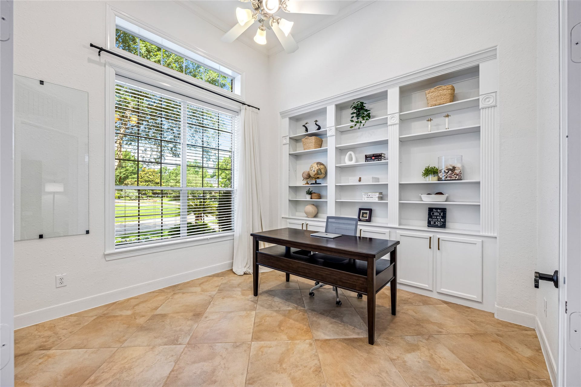 59 Nocturne Woods Place, The Woodlands, TX 77382 59 Nocturne Woods Place, The Woodlands, TX 77382