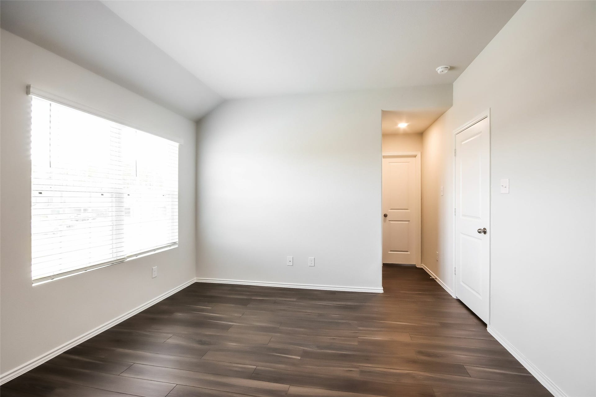 22451 Verdin Road, Splendora, TX 77372 Photos may be representative of the floor plan and not the exact home. Finishes, layout, and features of the actual property for lease may vary.
