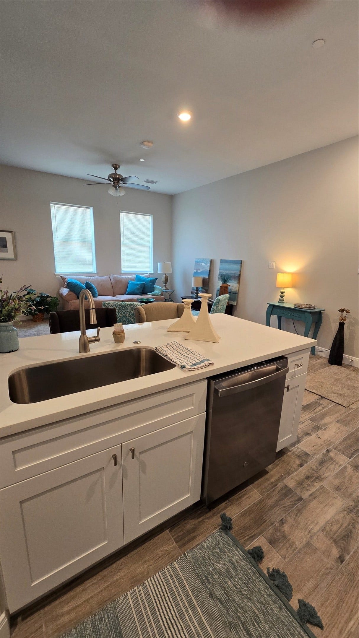26307 Oak Ridge Dr, #1105, The Woodlands, TX 77380 26307 Oak Ridge Dr, #1105, The Woodlands, TX 77380