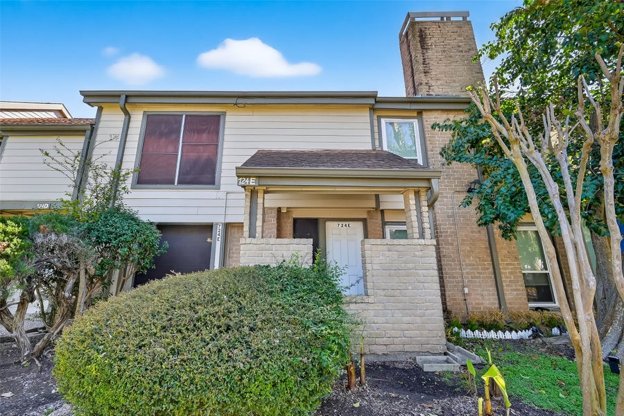 Property photo for 724 Country Place Drive, #E, Houston, TX