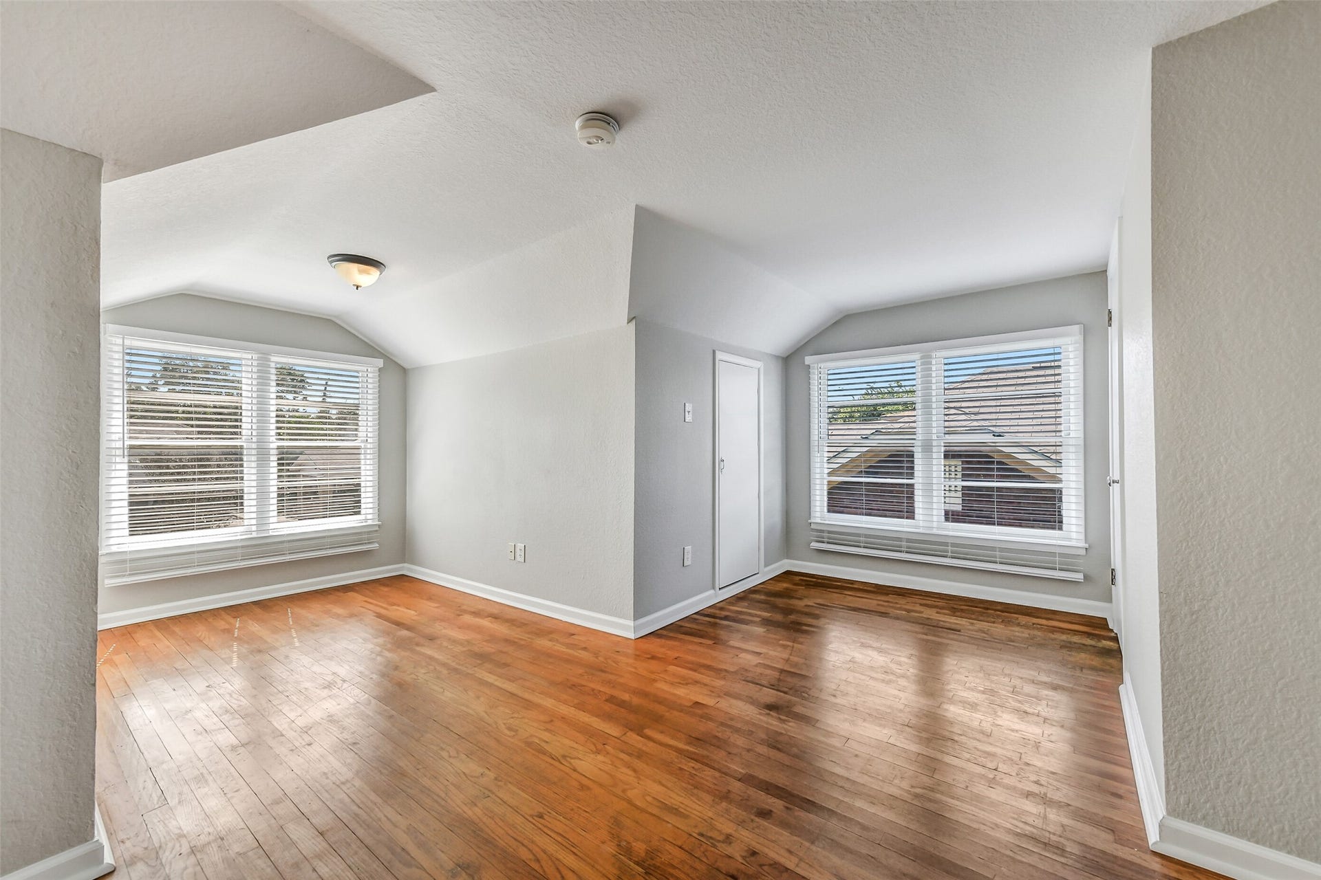 4727 Clay Street, Houston, TX 77023