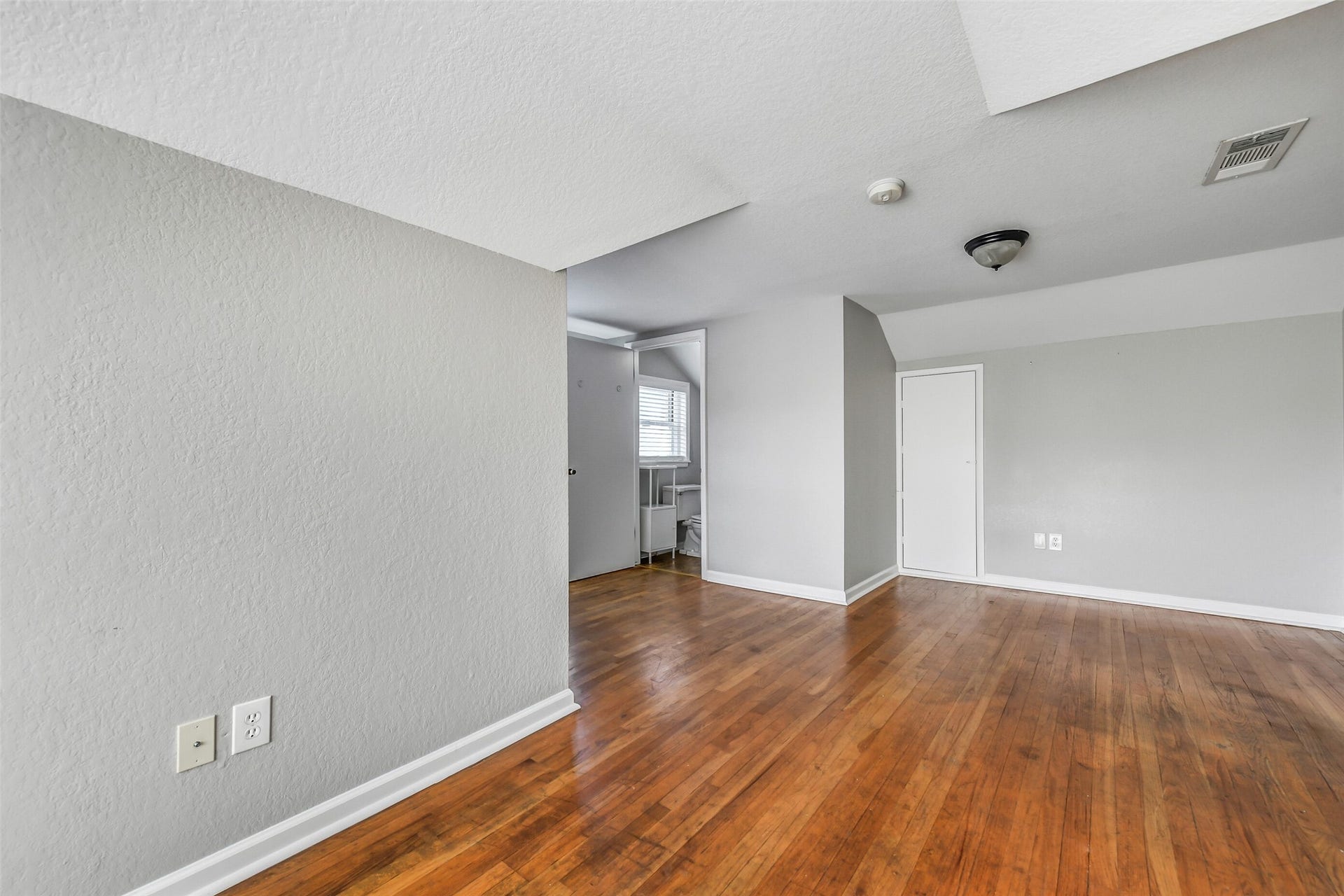 4727 Clay Street, Houston, TX 77023