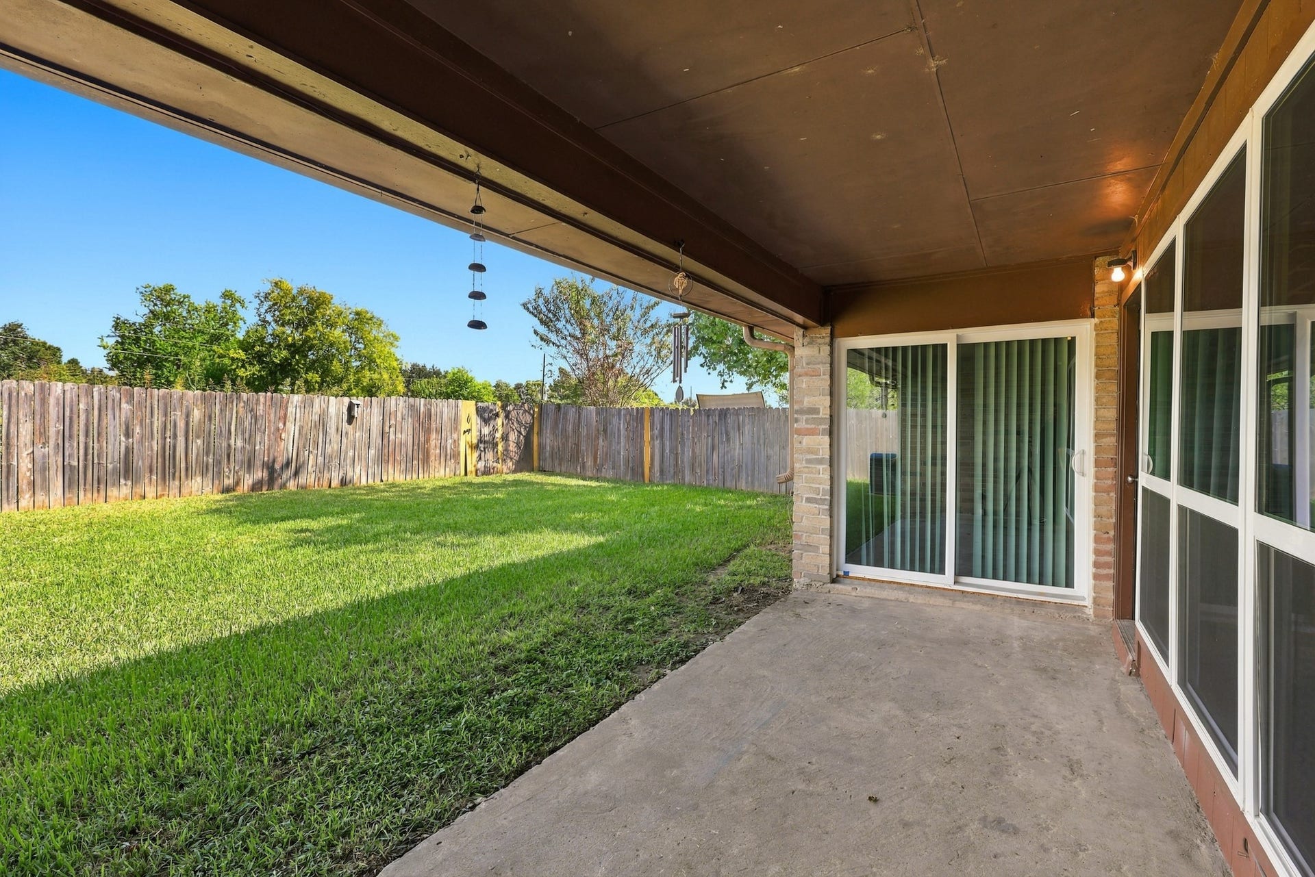 2202 W Greens Road, Houston, TX 77067 2202 W Greens Road, Houston, TX 77067