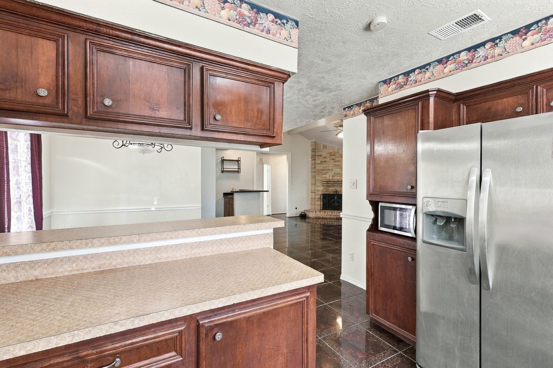 2202 W Greens Road, Houston, TX 77067 2202 W Greens Road, Houston, TX 77067