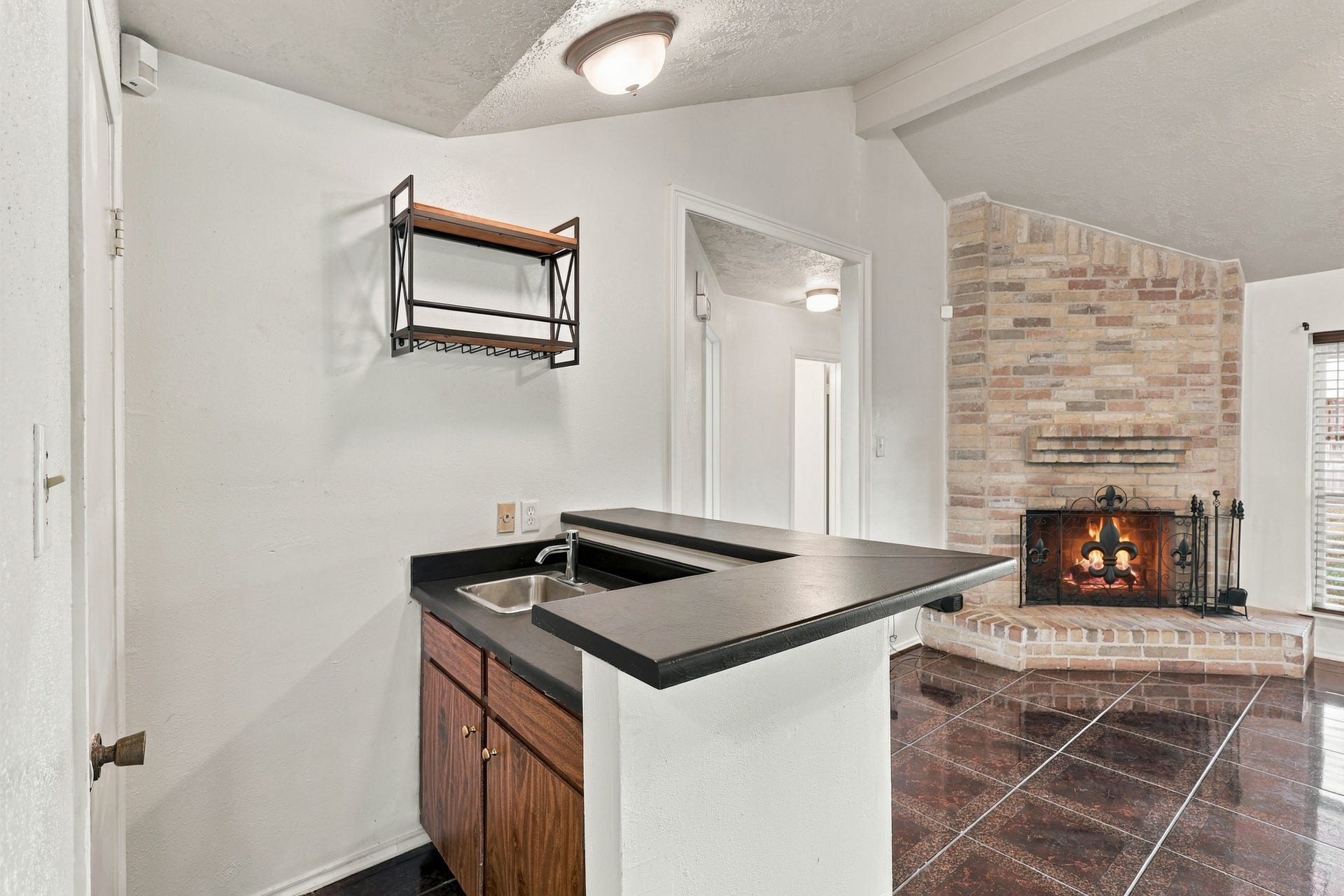 2202 W Greens Road, Houston, TX 77067 2202 W Greens Road, Houston, TX 77067