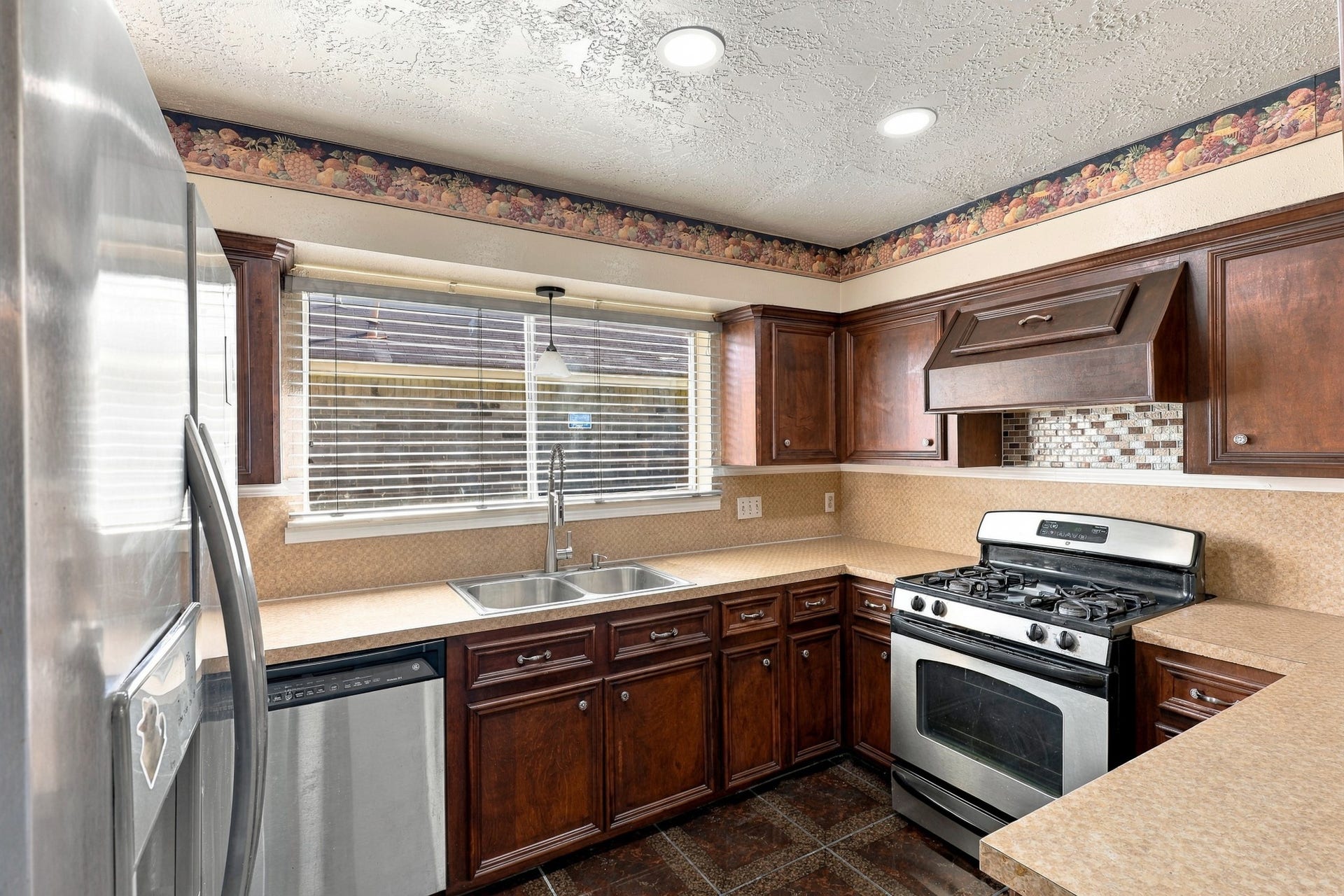 2202 W Greens Road, Houston, TX 77067 2202 W Greens Road, Houston, TX 77067