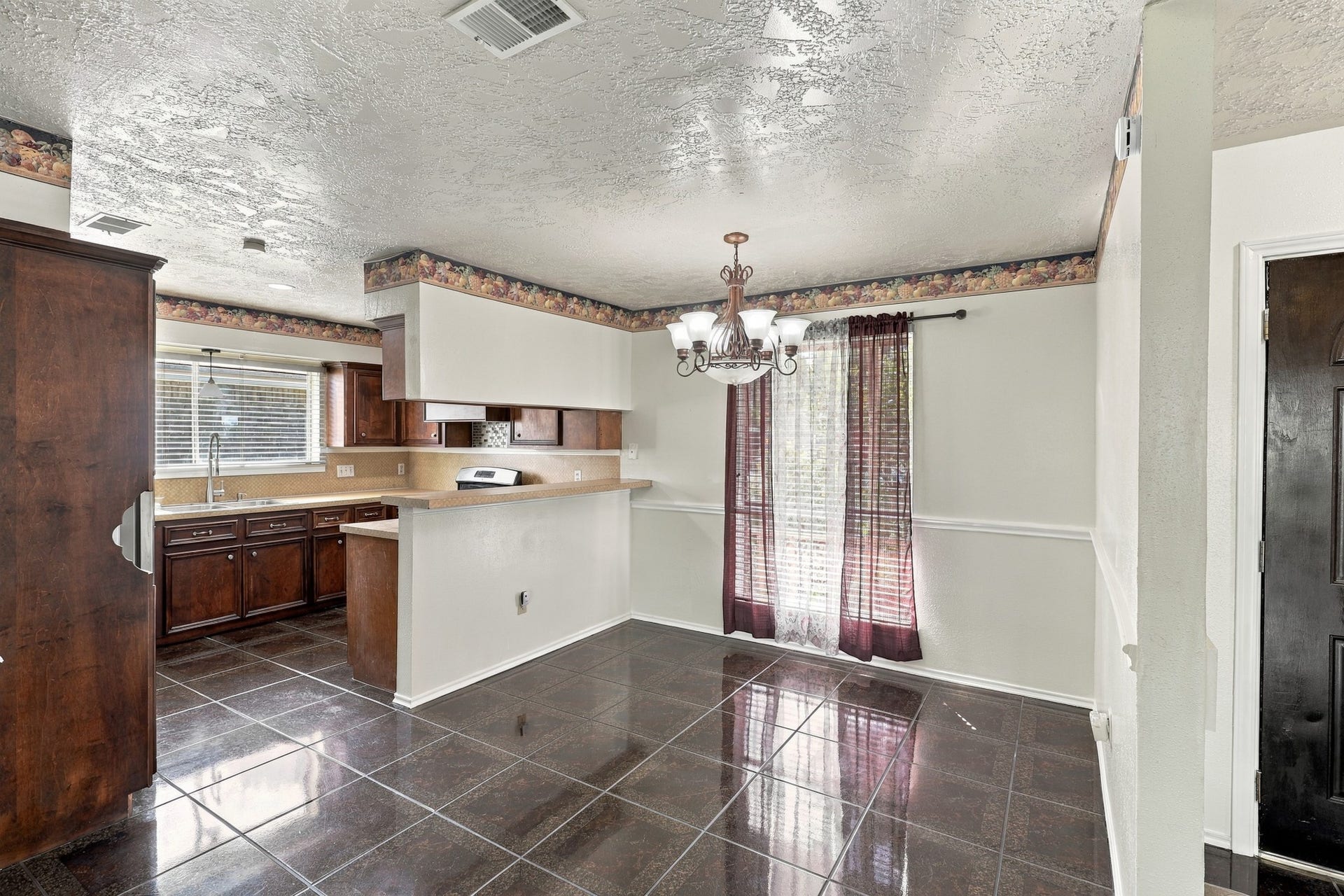 2202 W Greens Road, Houston, TX 77067 2202 W Greens Road, Houston, TX 77067