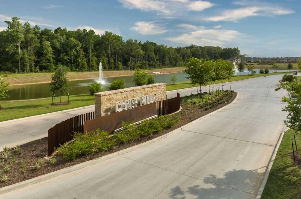 14291 High Hill Drive, Conroe, TX 77303