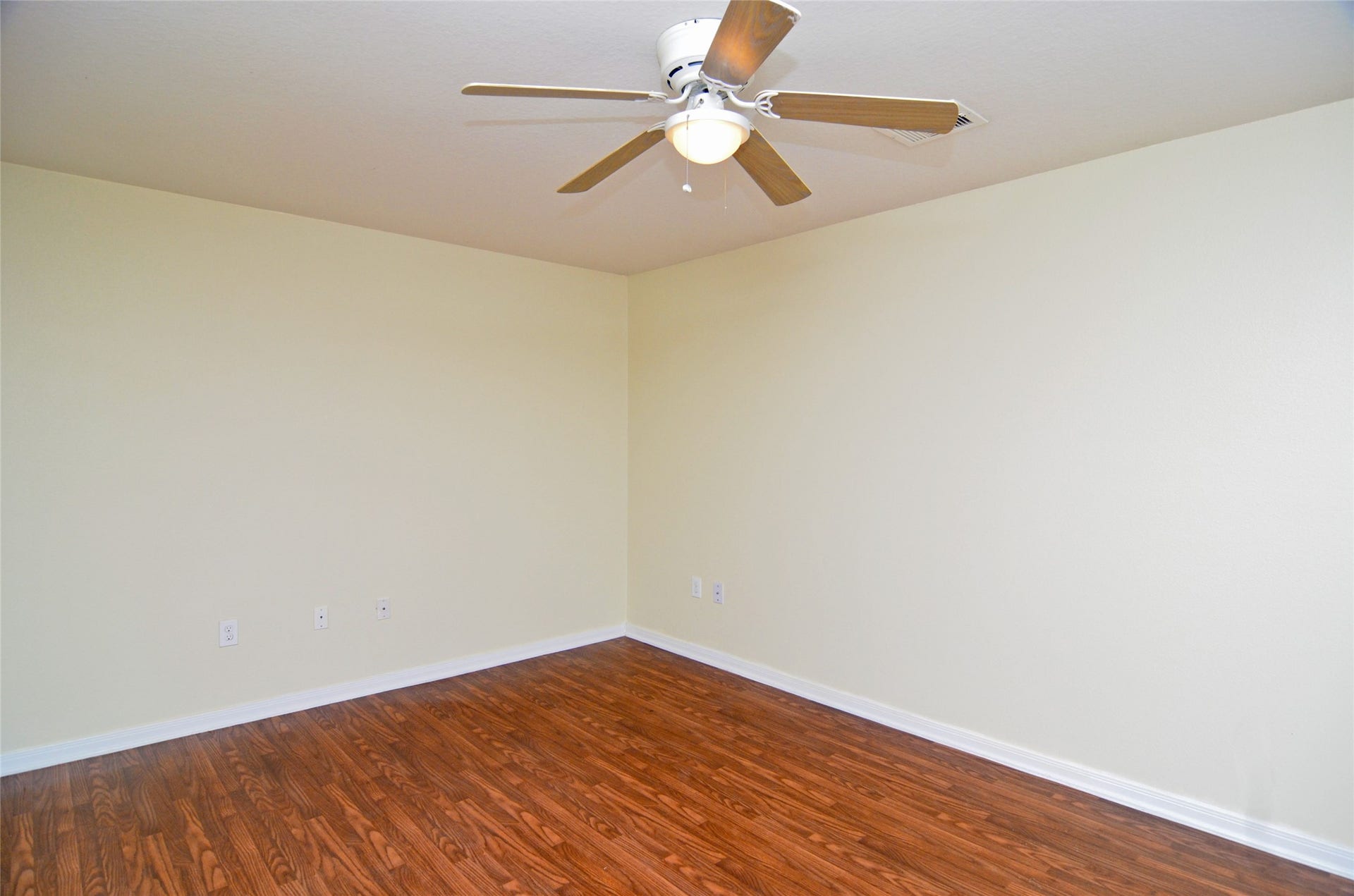 6225 Dickson Avenue, Texas City, TX 77591 6225 Dickson Avenue, Texas City, TX 77591
